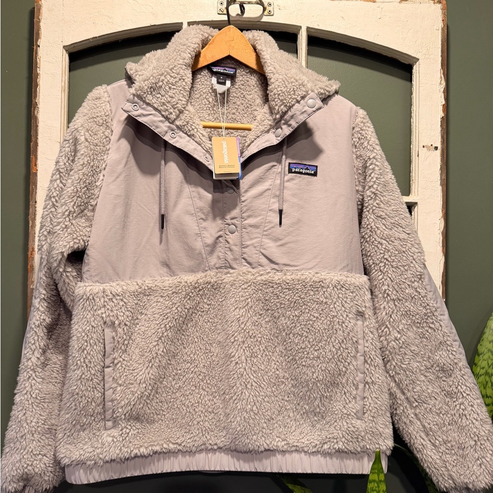 Patagonia Light Gray retro-x pullover